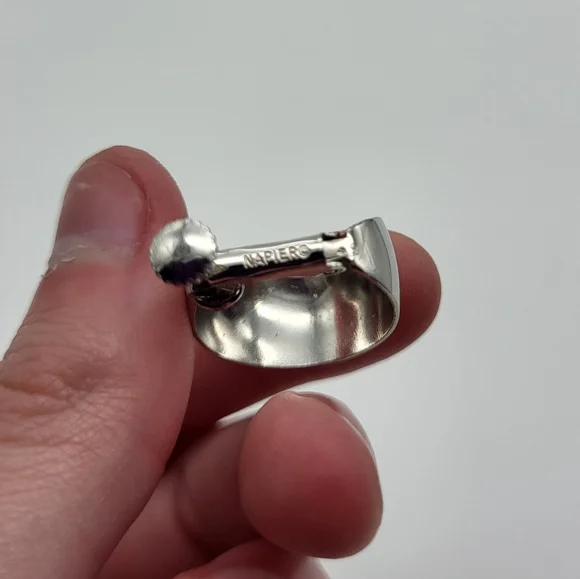 Napier Vintage clip on earrings - Picture 4 of 4